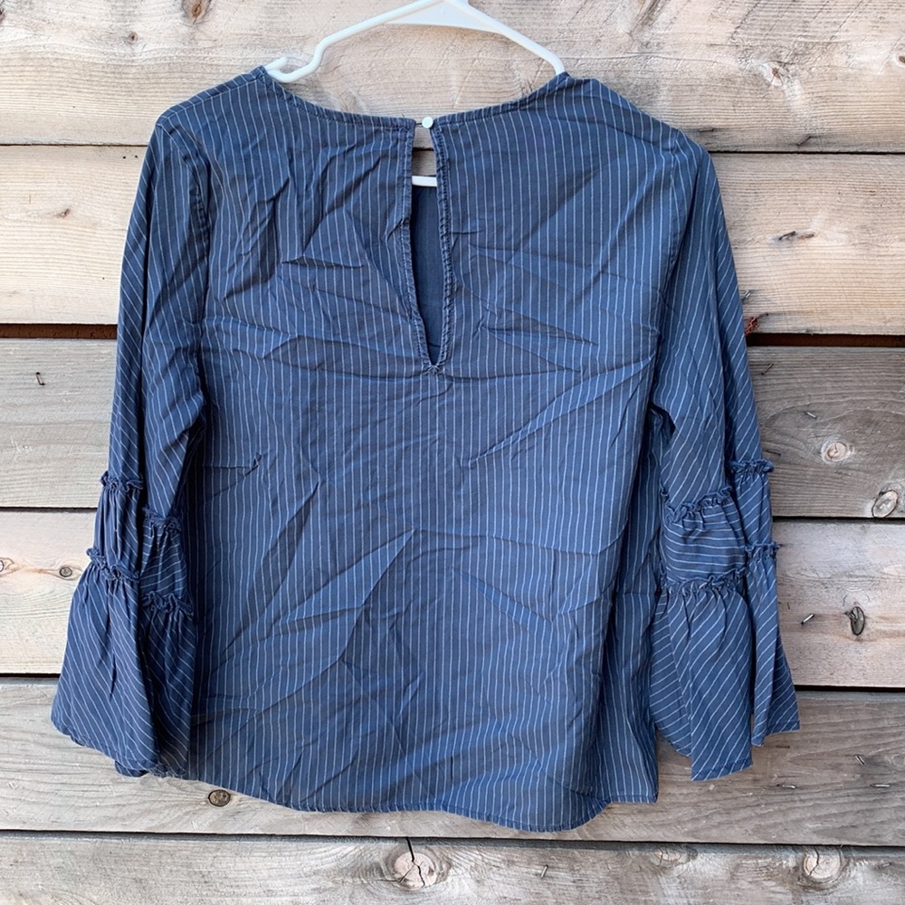 EXPRESS Blue Stripe Wide Sleeve Blouse - Picture 5 of 7